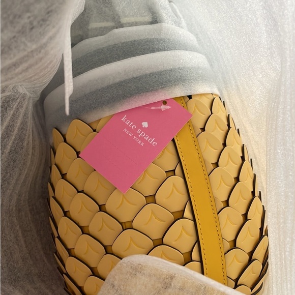 NWT Kate Spade Pineapple Colada Crossbody - Picture 8 of 10